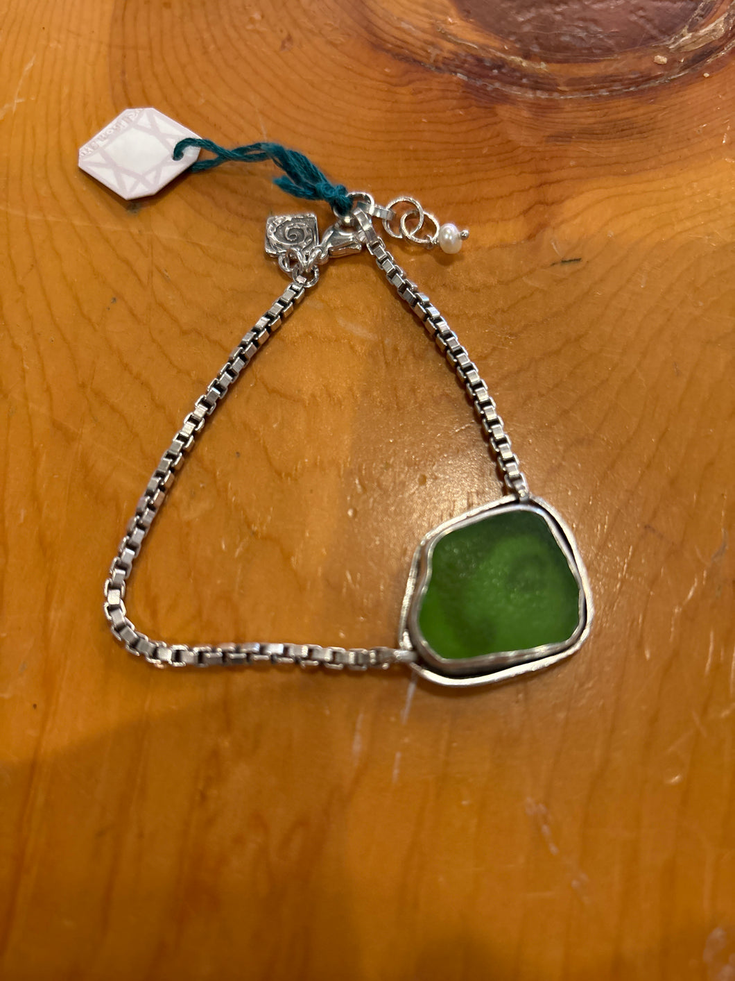 eel grass green Boxchain bracelet