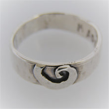 swirl ring
