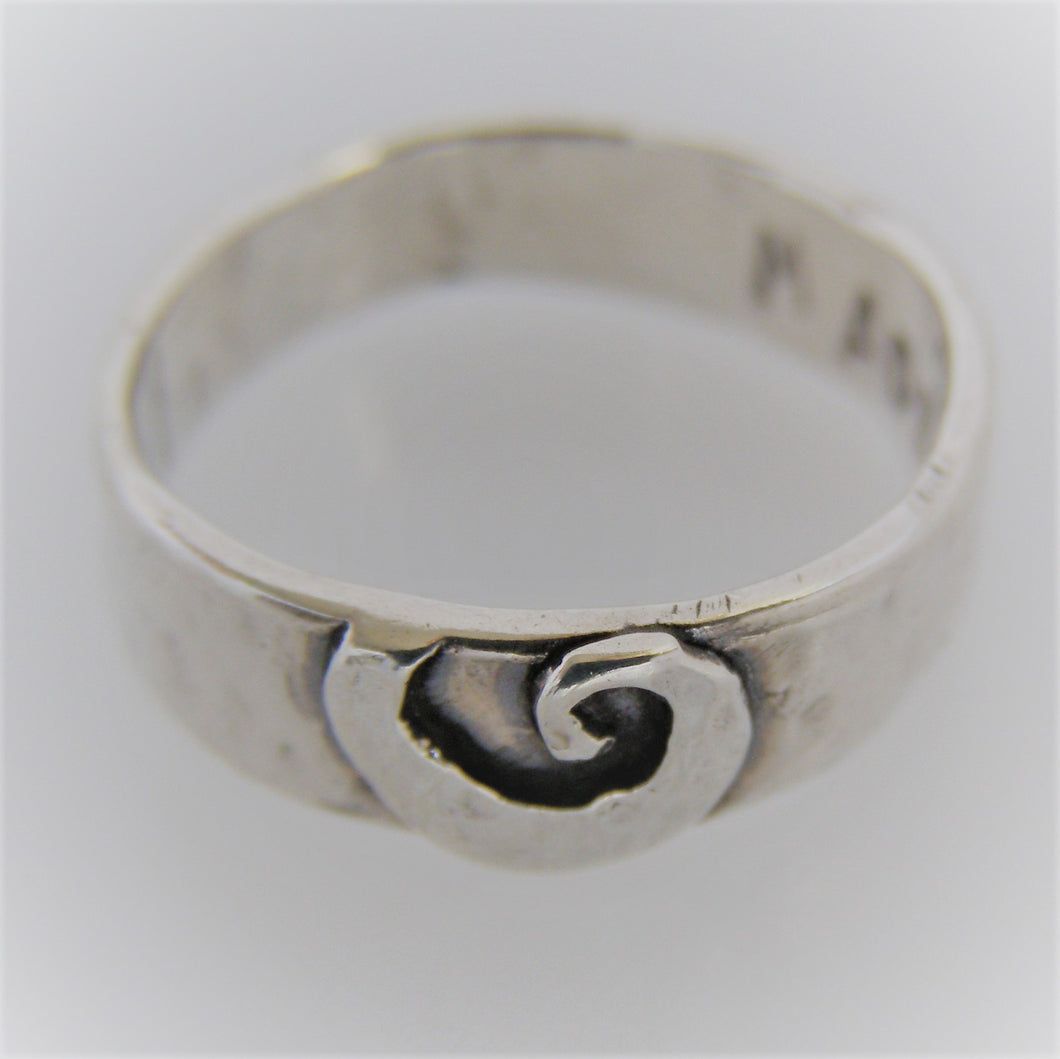swirl ring